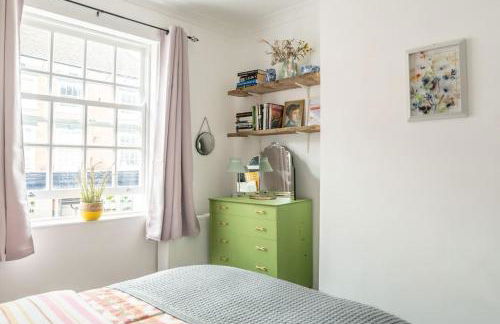 #03 The Haw thornes Sleeps 6 NEC 7mins - Foto 29