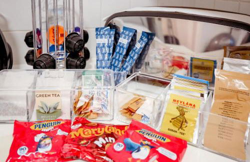 Cosy Wimbledon 4 Bed Home With Garden & Driveway Parking - Foto 39