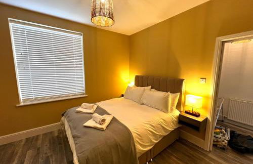 Smugglers - Sea Front - Parking - Sea Views - Balcony - 2 luxury kingsize beds - Foto 19