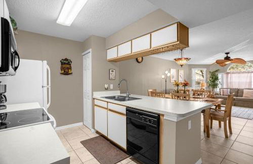 Upstay - Unbeatable Location Condo w Garden Patio - Foto 21