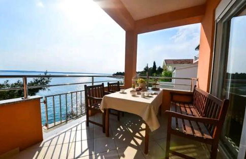 Apartment with sea view - Photo 10