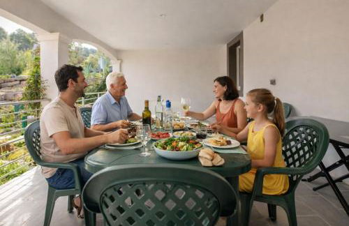 Rez de Villa au calme piscine chauffée, terrain pétanque - Photo 22