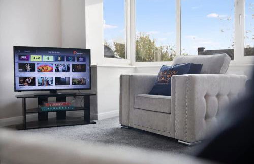 Spacious Living Room & Modern Comforts, Sleeps 4 - Foto 8