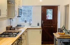 The Tenth House, Grade II Listed Georgian Town House, Wirksworth, Derbyshire, Peak District Cottage, Sleeps 4 - Foto 5