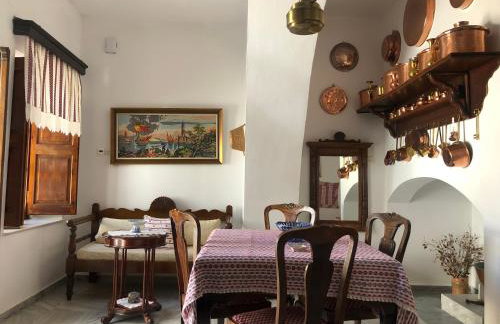 Partarolos Traditional House - Foto 1