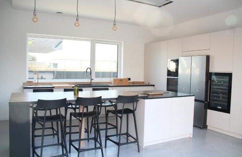 Villa Wax - Piscine et plage - Foto 12