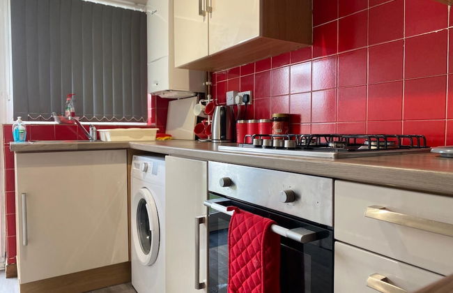 Lovely 2-bed Apartment in Solihull - Foto 9