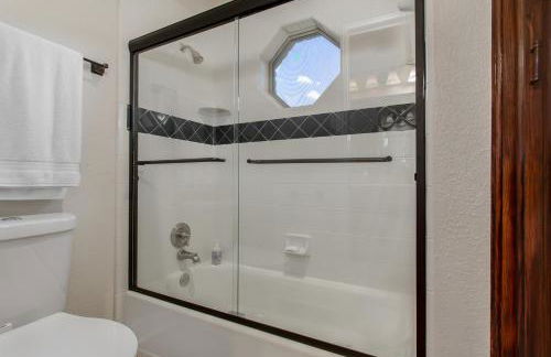 Newly Renovated Private Ranch Get-A-Way - Photo 54