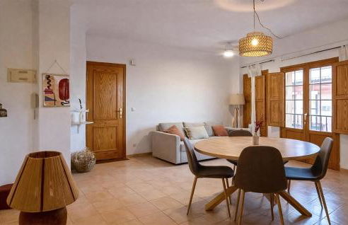 1 Bedroom Awesome Apartment In Denia - Photo 1