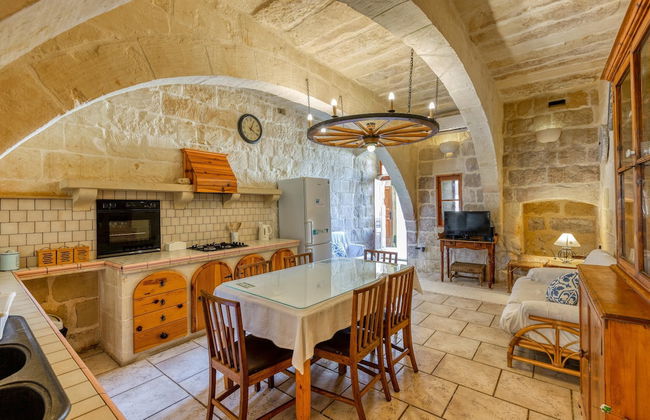 Ta'leli Pool Farmhouse in Gozo - Foto 22