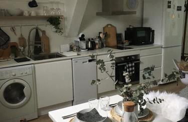 les chambres de pauline appartements avec climatisation et spa parking moto garage vélo - Foto 10