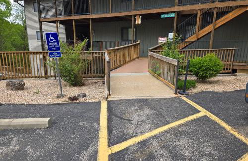 Swan's Woodland Getaway Condo - Foto 12