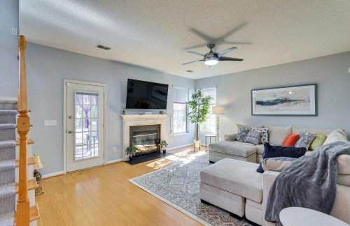 North Charleston Home Near Shopping & Dining! - Foto 1