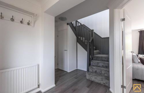 Cosy 5 bedroom house - Central By Valore Property Services - Photo 39