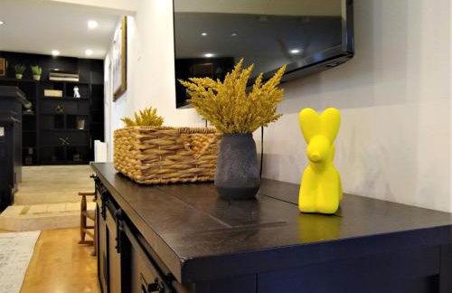 Stylish 4 Bedroom Home Near Venice Beach with Backyard BBQ - Foto 36