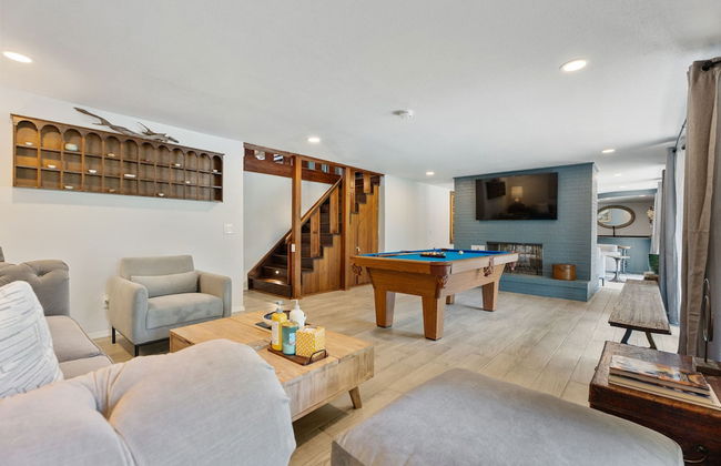 Family Home w Pool-hot Tub-large Yard-pool Table - Photo 4