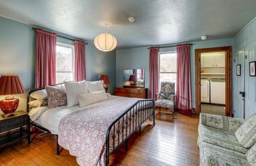 3 and Picturesque Acres! Historic Lexington Farmhouse - Foto 11