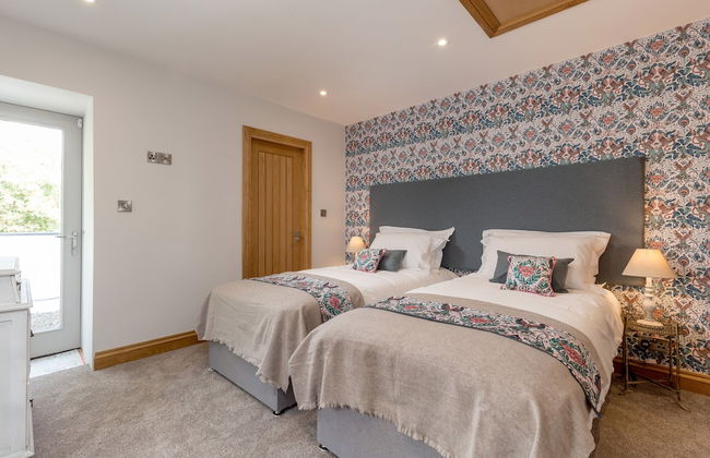 Rachel's Farm Luxury Escapes With Hot Tubs - Photo 14