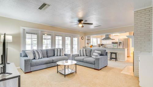 6 Mi to Legoland Retreat with Pool and Fenced Yard - Foto 3