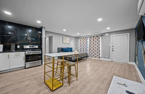 Bright and Cozy Studio in Prime West University Location - Foto 14