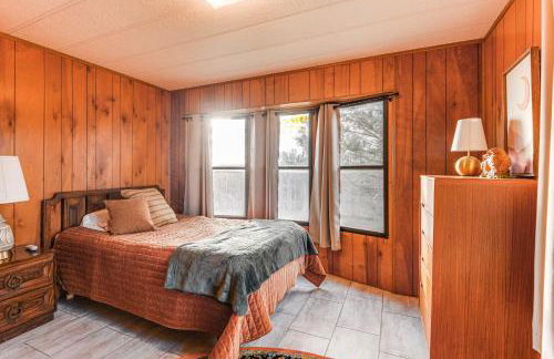 6 Mi to Balanced Rock Park Home in Castleford - Foto 17