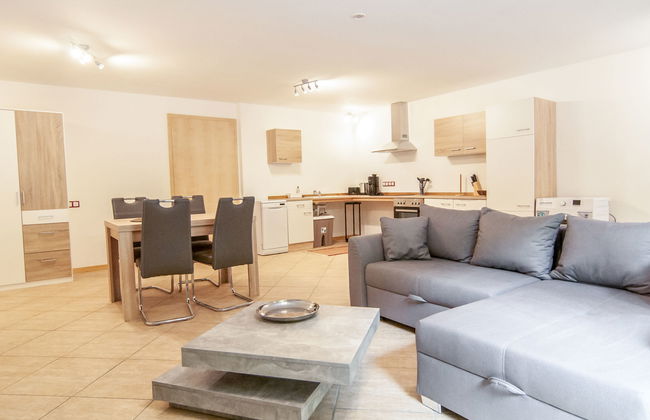 1 bedroom Apartment in Traben-Trarbach with garden and terrace - Photo 2