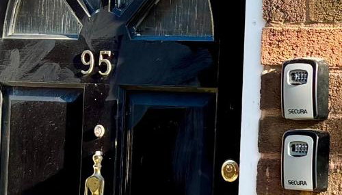 2 Bed House-Sleeps 4-Free Parking - Foto 5