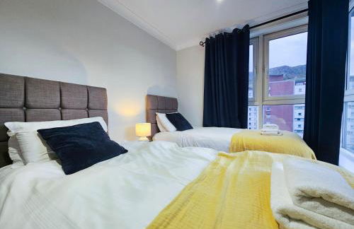 Edinburgh Central 2-bedroom Apartment with Free Parking and Stunning Views - Photo 15