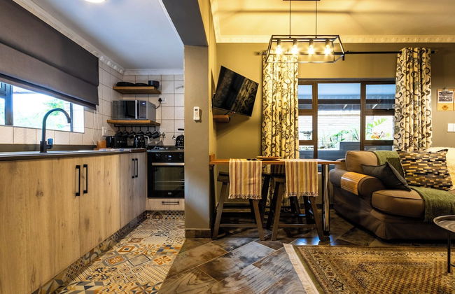 Hornbill Family Suites - Photo 42