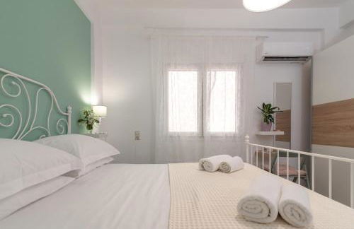 Casa EleMar Villa with Private Yard - Photo 10