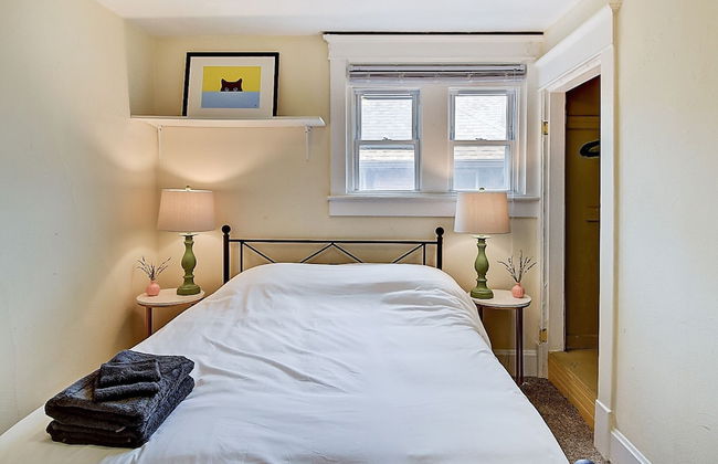 Designer House 5BR! Steps to Downtown/Fountain Sq! - Photo 8