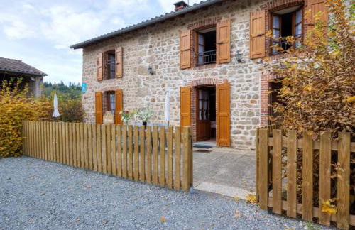 Gîte accueillant pour 7 pers avec cheminée et terrasse - FR-1-496-225 - Foto 6