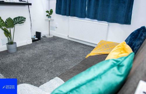 Stoke House Sleeps 6 with Garden and Parking - Foto 29