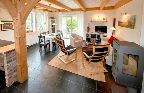 Fachwerkhäuser Seedorf - Haushälfte "Sophie Charlott" mit Kamin und Terrasse - Foto 4