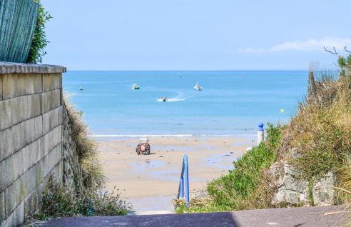 1 Bedroom Cozy Apartment In Pirou - Foto 15