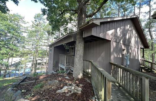 Mountain Harbor Lodge cottage on Lake Ouachita - Foto 28