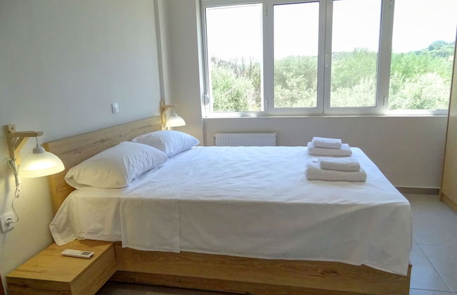 Lyrids Apartments - Photo 9