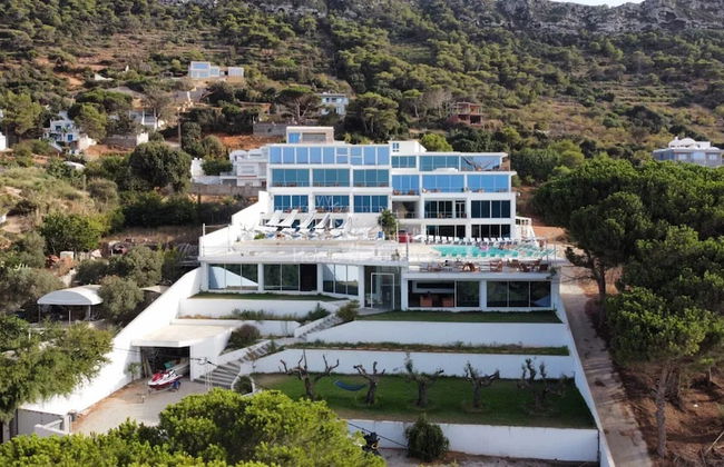 Exceptional Luxury Villa A Masterpiece of Elegance and Comfort - Foto 13