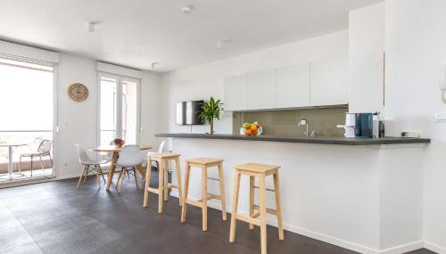 Nest Apartment - Photo 2