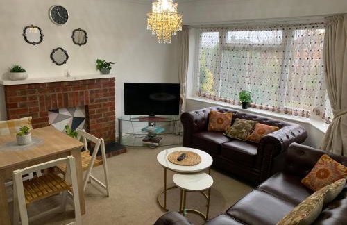 Luxury Two Bed Deluxe Maisonette - Photo 4