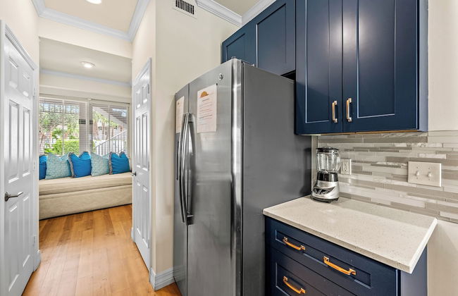 Catina Vacation Rental: Bright 2-BR Condo with Lake Views. Located in Lely Resort with Pool, Hot Tub, and Golf Access. Ideal for Golfers and Beachgoers, Minutes from Naples and Marco Island - Foto 8