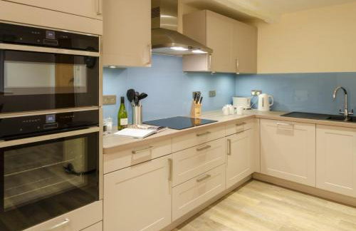 Cottage No1 Four Bed Lakeland Retreat and Hot Tub - Foto 7