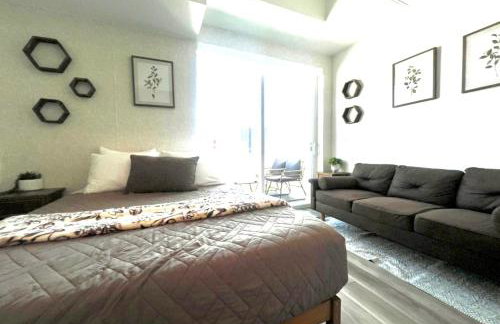 Heart of Hollywood - Walk of Fame Studio - 1bd or 2bd with View - Free parking - Balcony - Wifi - Rooftop - Gym - Upscale amenities - Foto 9