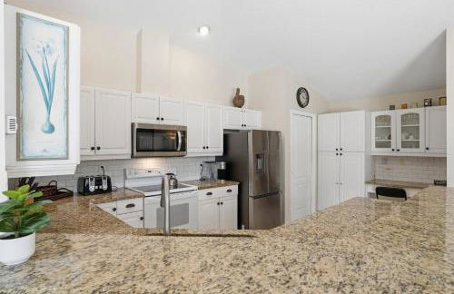 SUPERB LAKESIDE VILLA WITH PRIVATE POOL NAPLES - Foto 5