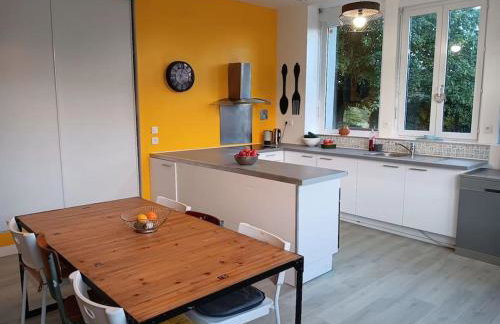 Loft avec jardin au bord de l'eau au rdc d'une ancienne école - Foto 16