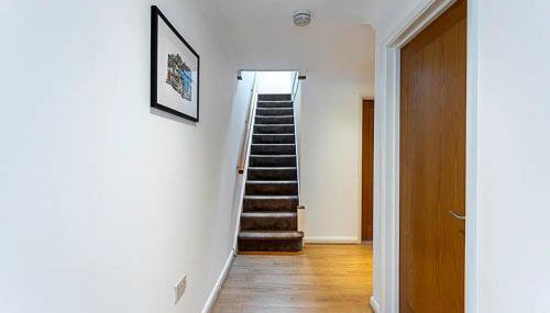 2BR, Gated parking, 50" TV, Nespresso machine - Foto 2