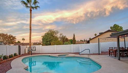 ESTRELLA - Renovated with PATIO, BBQ, POOL & SPA - Foto 2