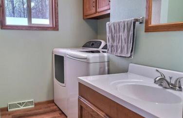 Lake Willow Lakefront House! Northwoods Retreat! - Foto 12