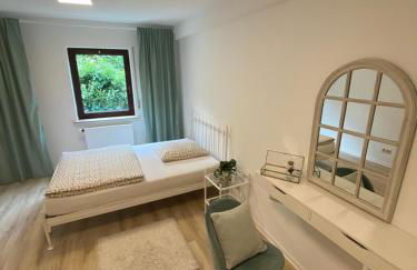 Waldzeit XL Apartment Natur und Self Check-in - Foto 12