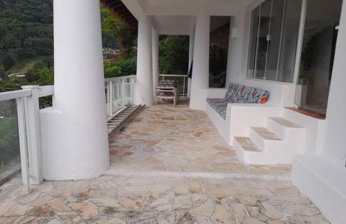 Casa Grega em Angra dos Reis com Piscina e Vista Espetacular - Foto 23